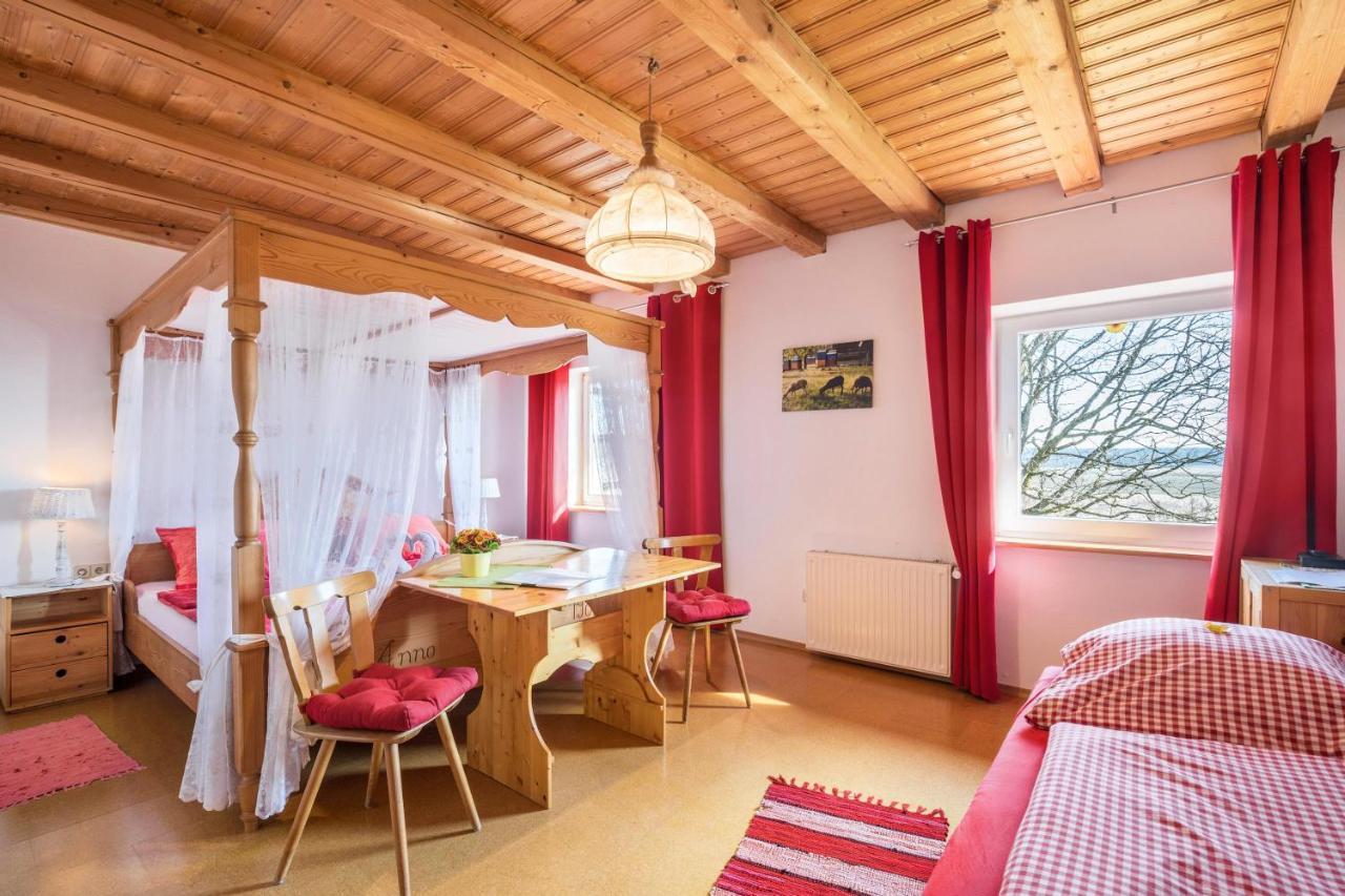 Das Kleine Paradies Purgen 外观 照片